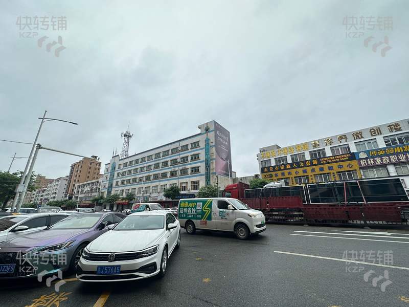 看店請預約 勿打擾店員 長安‘上沙市場旁’好淶屋便利店轉讓【直通公寓電梯口、雙門面住宅公寓工廠，可空轉】