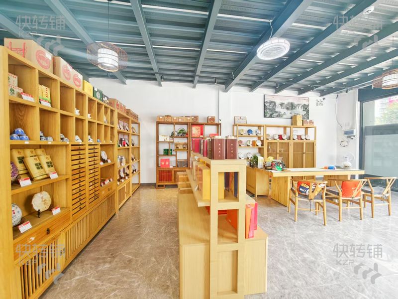 南城隆溪路/茶葉店（可空鋪）轉讓【門口停車場，周邊全是高端寫字樓大廈、小區圍繞，有固定熟客】