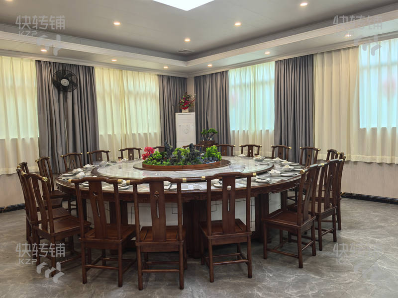 南城‘天安数码城旁’粤式餐厅转让【餐饮一条街、车行4S店、写字楼大厦等、合适各种餐饮项目】