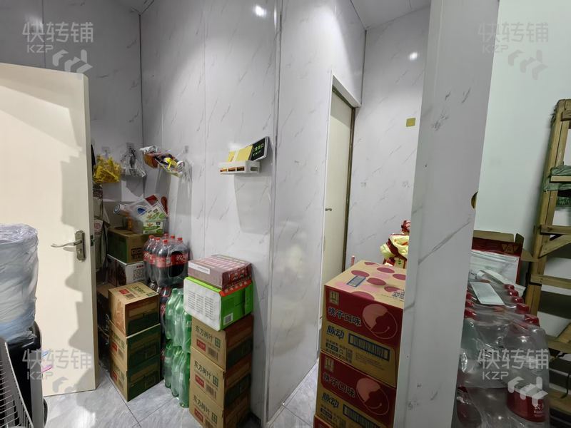 急轉！！！廣州增城零食店轉讓【高端住宅區樓下、10萬住戶商圈、周邊4所學校、沒有同行競爭】