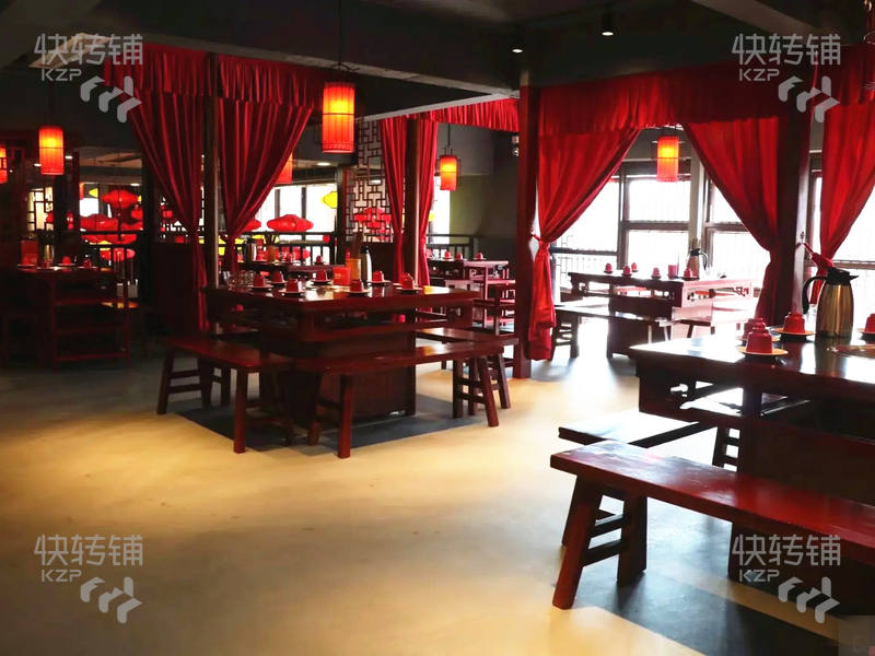 鳳崗宏盈工業(yè)區(qū)火鍋店轉(zhuǎn)讓【轉(zhuǎn)角位、停車場(chǎng)進(jìn)入口處、大眾園酒店旁、幾大小區(qū)圍繞、近鄰深圳】