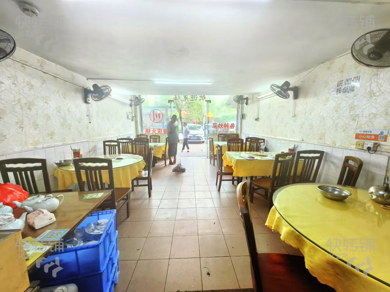 南城“雅園工業路”餐飲店轉讓【經營20年，門口公交站，周邊全是工業區，寫字樓】