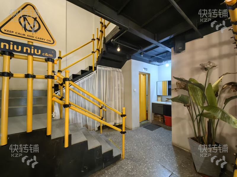 東城新世紀星城‘niuniu’奶茶店轉讓/可空轉【全新精裝修 、高端小區、10萬住戶商圈、停車方便】