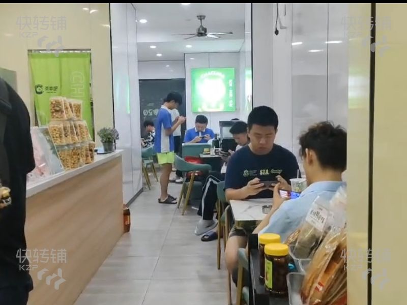 深圳公明城中村‘茶萃吧’轉讓【無競爭、城中村主干道上、靠近出口、周邊客流量穩定】