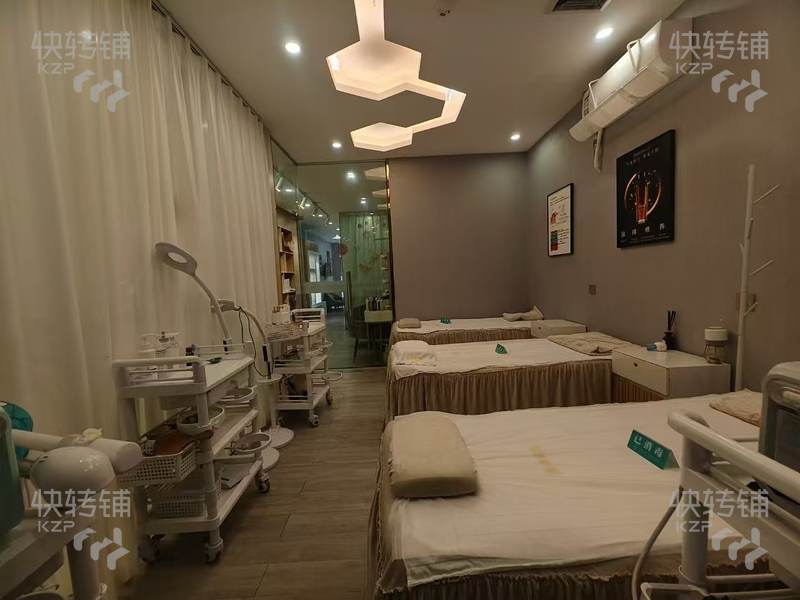 東城‘怡豐路’美容院轉讓/出讓股份、承包經營【多年老店，商圈成熟，大型住宅小區，寫字樓環繞】