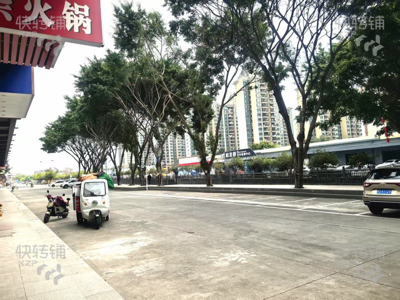 萬江蜆涌興隆街 牛雜火鍋店 轉讓【旁邊肯德基、對面奶茶街、對面囍舍文創園、旁邊恒大帝景、風臨美麗灣】