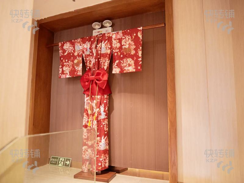 東城萬達廣場旁美容轉讓【近東城世博、萬達公館、東城地鐵口、空鋪適合任何行業】