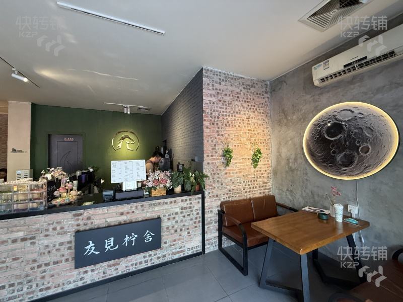 厚街涌口光輝北路‘冷飲店’轉讓【旁邊有市場門口、村口位置、人流量大、周邊住宅密集】