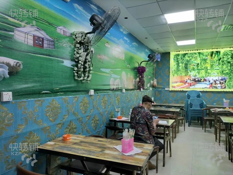 寮步‘小區大門口對面’燒烤店轉讓【旁邊是大型游樂場、周邊有多個小區等】