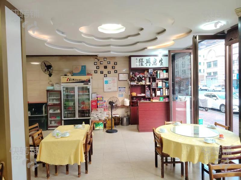 東城大井頭餐館轉讓【住宅小區圍繞，對面小區門口，人流量大，沒行業限制】可外擺