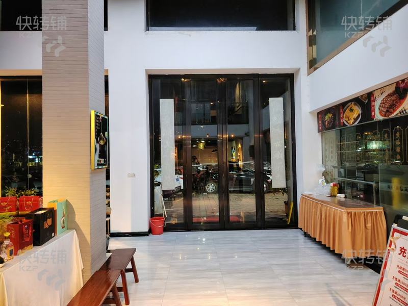 南城江南世家‘私房菜餐廳’轉讓【經營長達10年、小區出入口、東江之星寫字樓、地鐵口旁、多個高端小區】