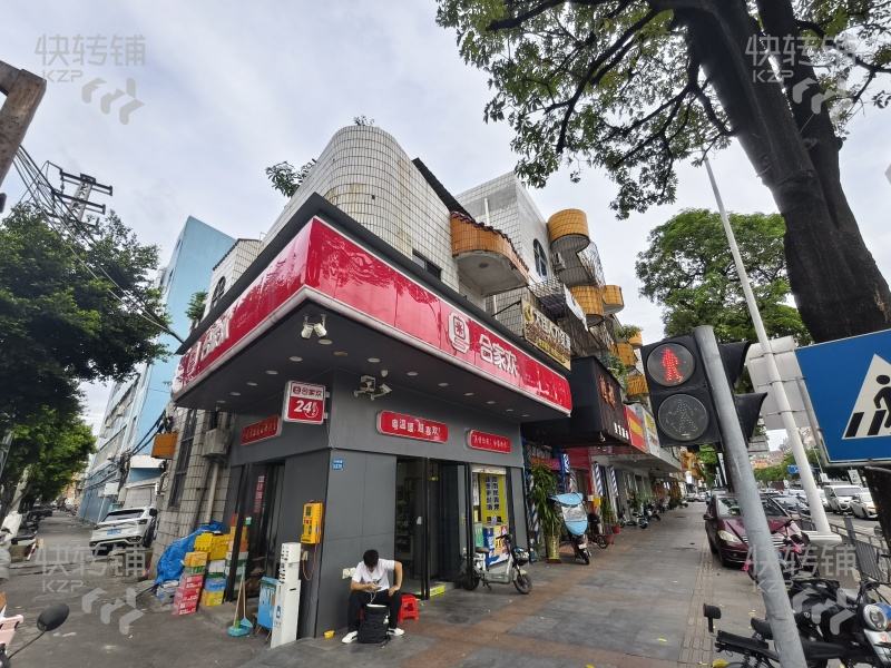 長(zhǎng)安烏沙環(huán)東路‘合家歡’便利店轉(zhuǎn)讓【十字路路口，轉(zhuǎn)角位，一棟三層，對(duì)面是柴火飯店、烏沙企匯中心，日營(yíng)業(yè)額3000+】