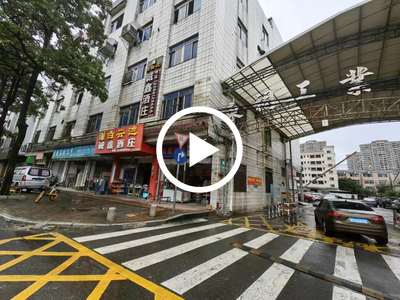 石碣東祠工業酒莊商行轉讓【工業區出入口旁，目前已分租一半，合適各行各業項目入駐】