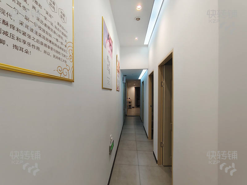 東城‘新世紀星城’采耳美容院轉讓【小區門口出入口位置、大型住宅區圍繞、拓客方便】
