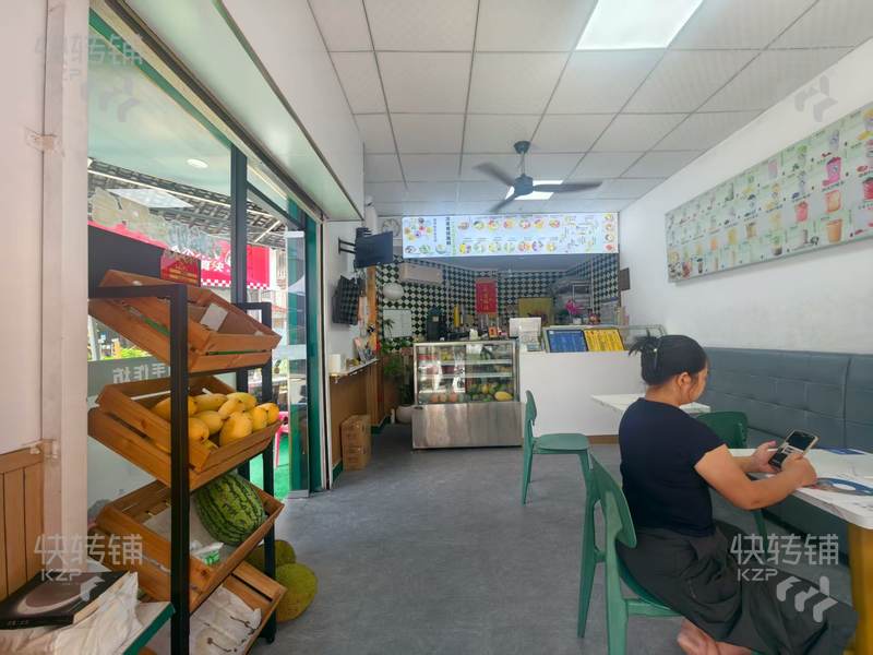 大嶺山‘新興路’酸奶飲品店轉讓【三岔路口、轉角雙門面、美食街地段、住宅公寓密集、近大嶺山公園、凱東新城】