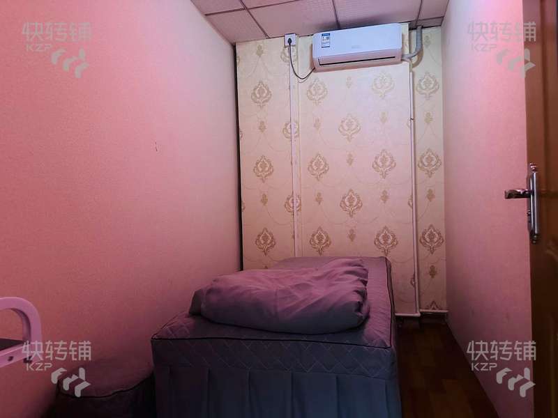 塘廈’宏業北路‘美容養生館轉讓【廠區大門口、周圍工廠圍繞、出租住宅聚集、停車方便】