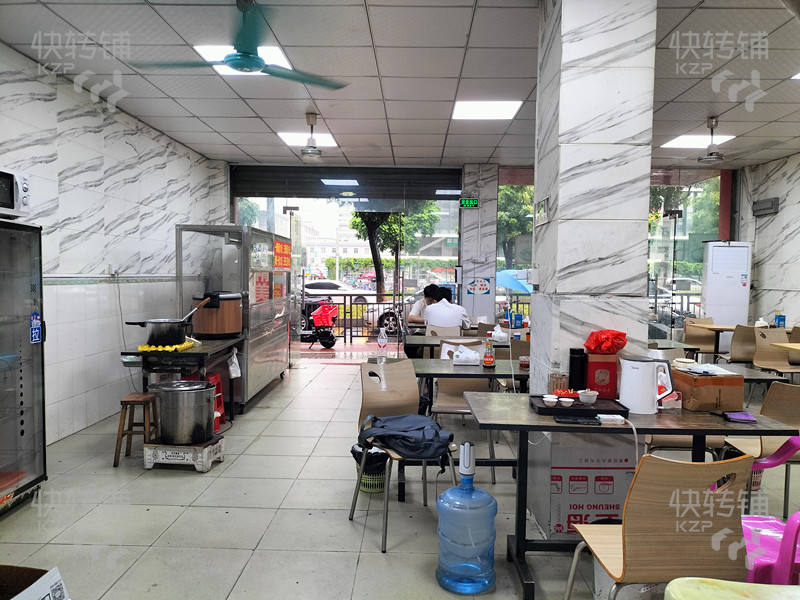 塘廈清湖頭‘殺豬粉’轉讓【工業區、住宅樓下、屬美食街、綜合市場、亨達百貨旁】