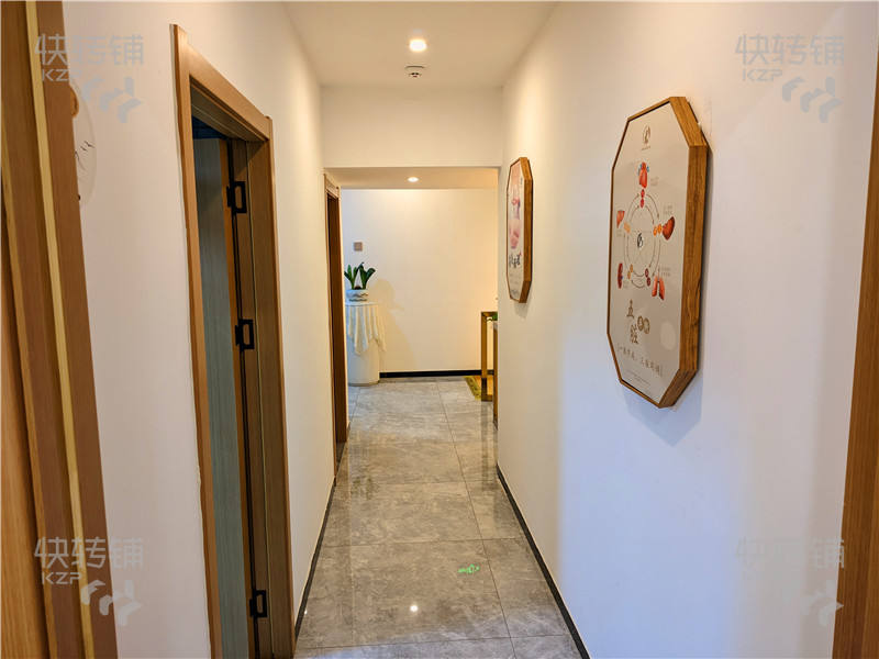 南城金域华府高端美容会所招募合伙丨合作【正对面万象府小区，旁边是中天广场和风景街、周边都是高端小区和办公楼、会员200+】