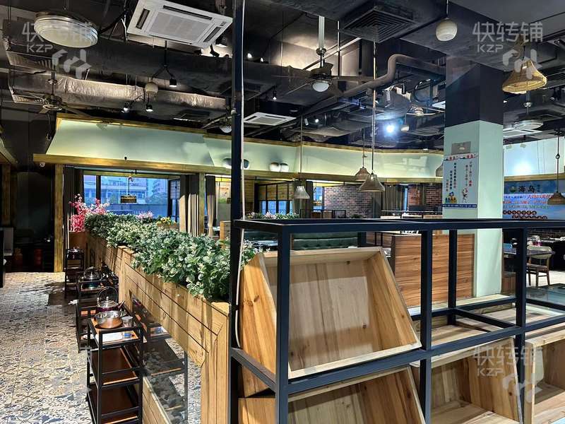 萬江恒大影城‘椰子雞餐飲店’招租【精裝修、商超商圈、無轉讓費、設備齊全、不限行業】