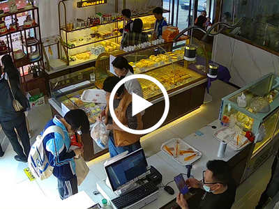 常平萬科城烘焙店轉讓【嘉榮超市旁、轉角位、高端小區內鋪、上萬戶業主、正對大型培訓班、無競爭】可空鋪