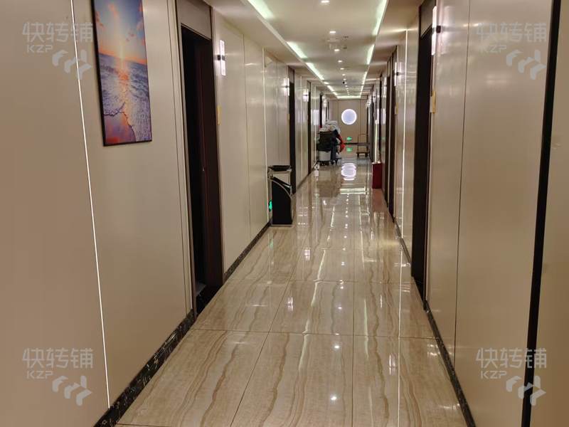 東城東昇路沐足店轉讓【隔壁是零食有鳴、商圈熱鬧，人氣旺，周圍全是高端小區，富人區圍繞】