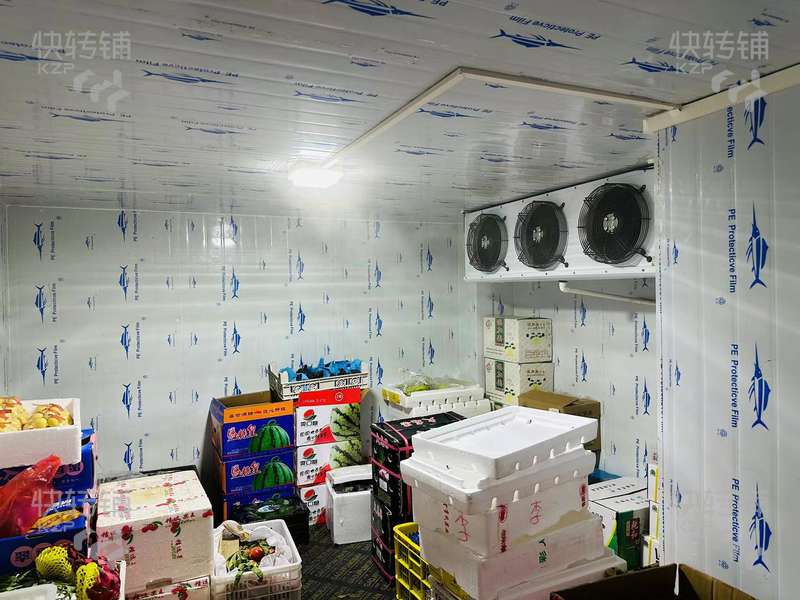 廣州增城福和市場旁’水果店‘轉讓【市場入出口、營業額4000左右、周邊配套齊全、盈利中，可空鋪無行業限制】