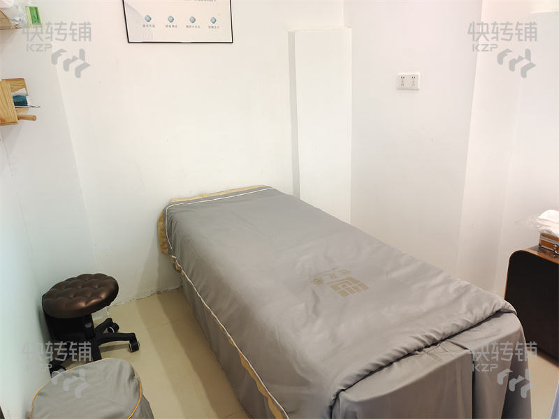 急轉~可空轉！低價轉！東城‘東泰花園’修腳養生館轉讓【小區出入口、屬商業街、旁邊實驗小學、嘉榮、周圍大型小區住宅多、合適各種美容養生項目】