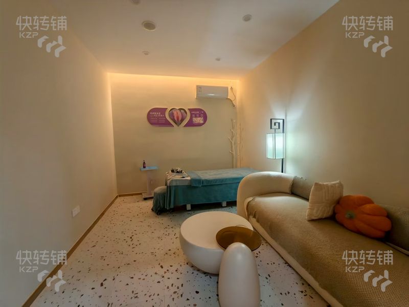 深圳市龍崗區平湖街道新木路美容院會所轉讓【緊挨著地鐵站，人口密集，附近商場，村子集中】