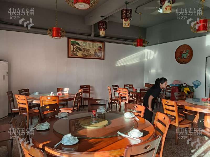 橋頭’大東路‘餐飲店轉讓【6年老店、客戶穩定、屬于夜宵街、步行街、周圍萬人大型工業區住宅多、人流量大】