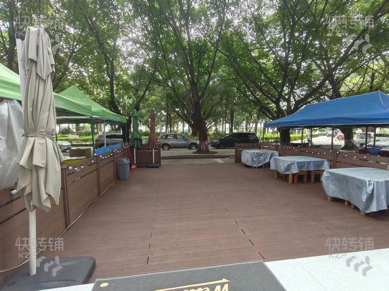 可空轉(zhuǎn)，鳳崗雁田‘精釀鮮啤店’轉(zhuǎn)讓【帶牌子生意，店內(nèi)雙門面、可做加盟代理商、也可空轉(zhuǎn)做餐飲燒烤等】