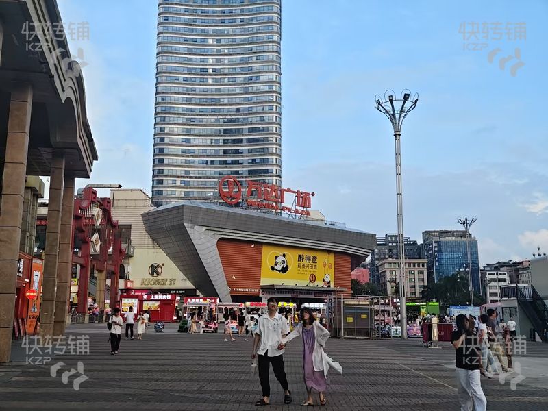 厚街万达广场夜市餐饮店转让，转让费包含1.4万押金【十字路口旁、美食聚集地、多个商场、写字楼、小区】
