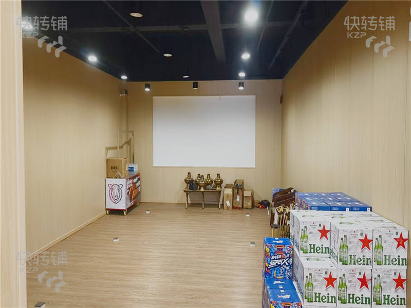 莞城萬園東路火鍋店轉讓【旁邊是碧桂園、創意園入口、上下兩層、停車便利】