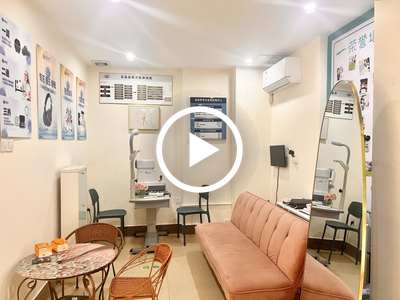 寮步萬科城市高爾夫花園眼鏡店轉讓【小區內鋪，萬里挑一，小區里面有學校，小孩子多，很適合做教培行業】
