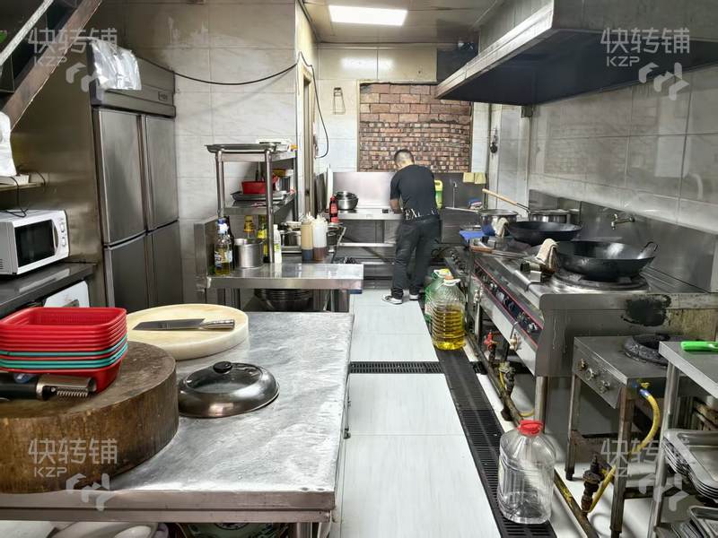 大朗’紡織路‘宵夜店轉讓【經營多年、美食一條街、公寓、出租房住、工業區多】