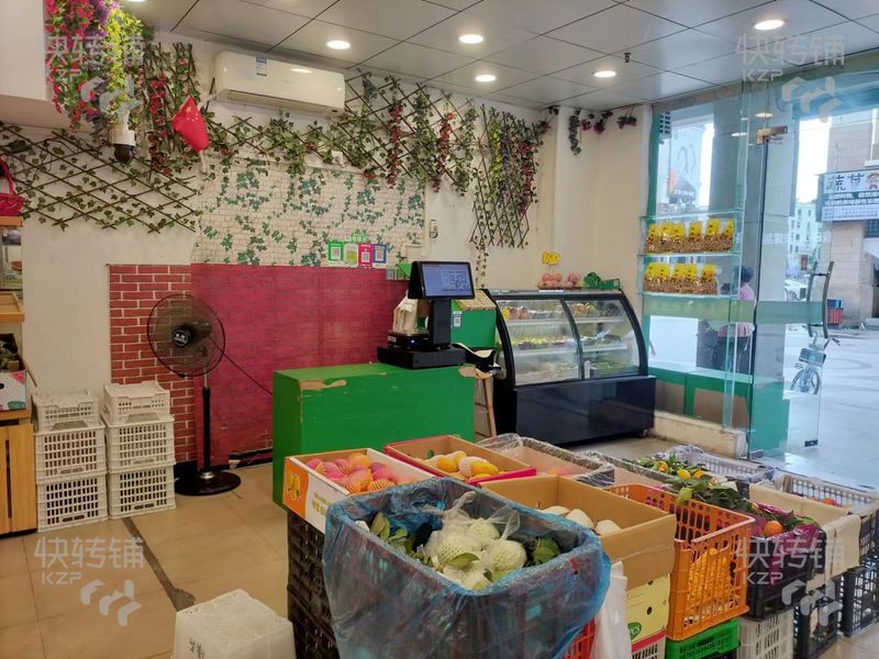 厚街新城88商業(yè)街水果店急轉(zhuǎn)【旁邊是大型小區(qū)，住戶集中，人流量大】可空轉(zhuǎn)