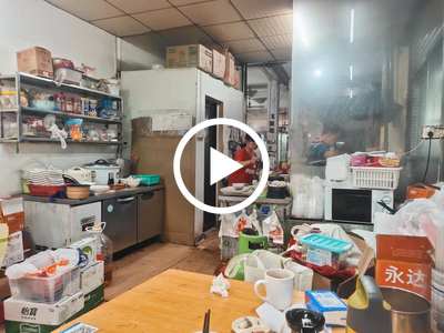 萬江汾溪路餐飲店轉讓【轉角位雙門面，市場出入口的位置，對面是3000人的產業園】