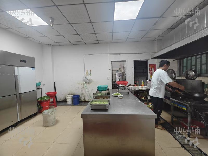 鳳崗官井頭‘餐飲店’轉讓【處富民路、三叉路口、可以做24h、人流不斷、旁邊大型住宅區】