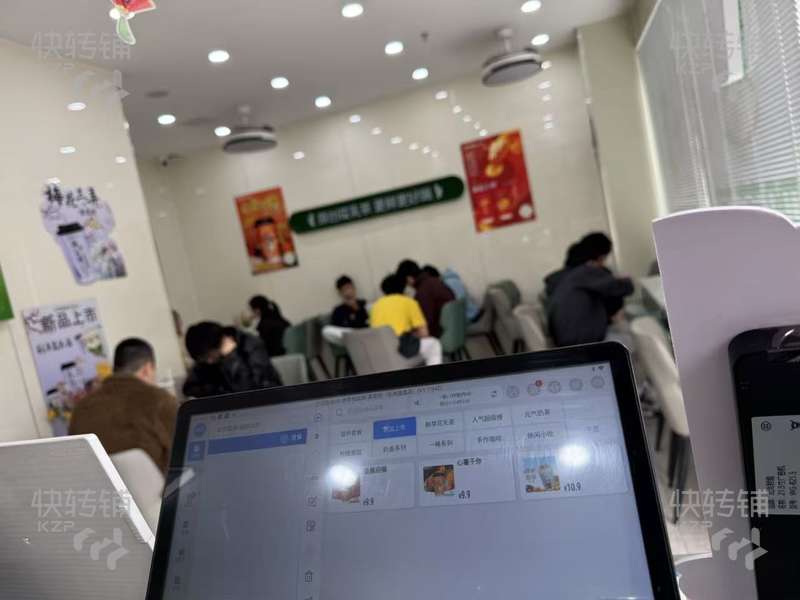 深圳龍華新田（茶萃吧）轉讓【盛鑫百貨出入口、美食聚集地、科發工業園地段、周邊住戶密集】可空鋪
