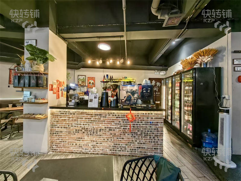 鳳崗‘錦龍小區’日咖夜酒、休閑餐吧轉讓【周邊全是高端小區，富人區，適合各種餐飲項目入駐】