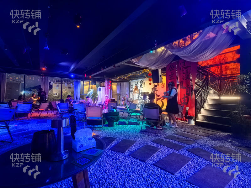 清溪三中順峰路‘小酒館’轉(zhuǎn)讓【當(dāng)?shù)鼐蹠蚩衢T地點、大王山腳下、無競爭、物流園、工業(yè)園集中、有穩(wěn)定客源】