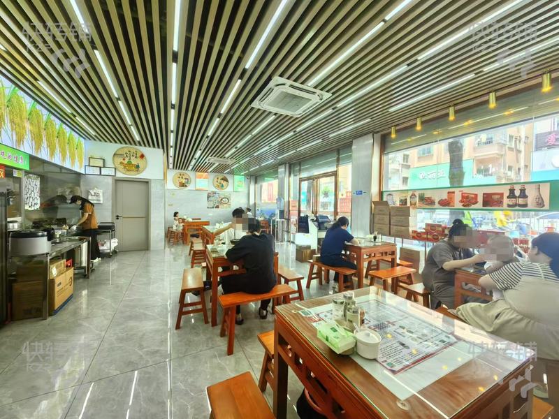 虎門“赤崗南坊路 ”煲仔飯店轉讓/可分租【旁邊是九龍商場，萬人大型廠區、周邊幾個廣場，左右兩邊有大型停車場】