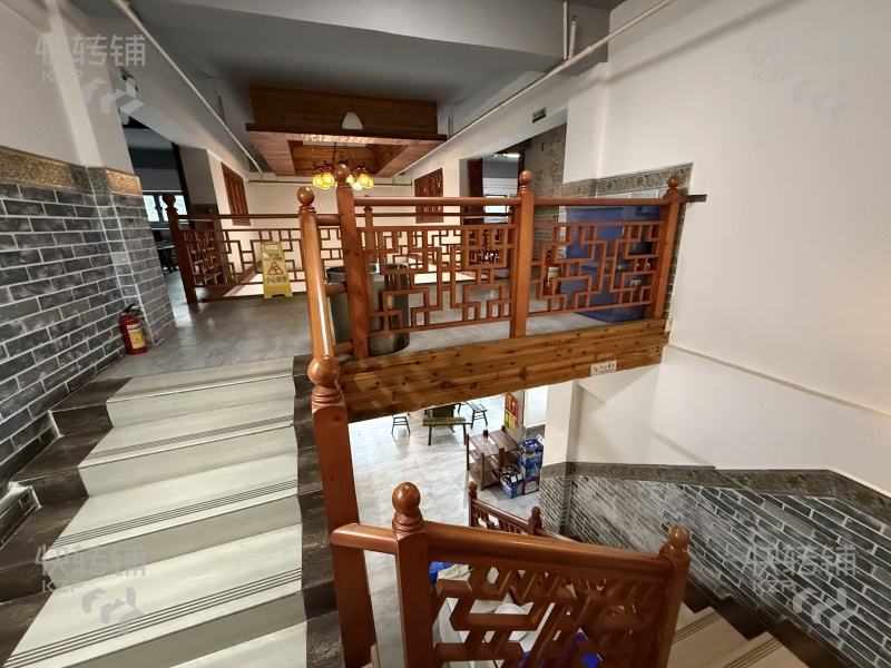 万江理想0769火锅店转让【小区围绕，对面写字楼，理想学校，经营多年老字号】