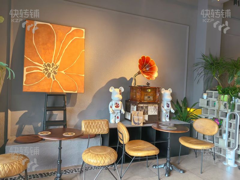 常平翔龍天地旁茶飲咖啡店轉讓【周邊有大型購物廣場、多個小區、學校人流量大】