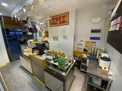 大岭山‘金地格林上院西门’久久丫鸭脖转让【有学校、大厦、酒店、住宅小区、科技园，人流密集】