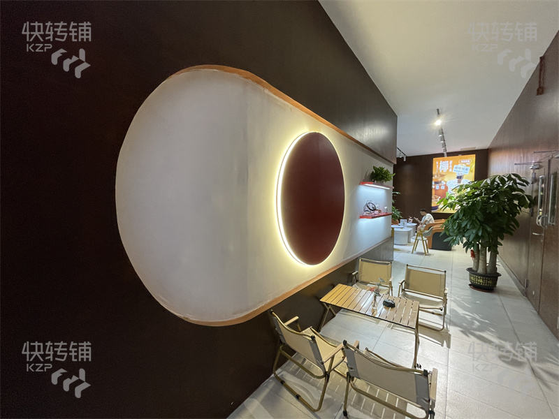 急轉(zhuǎn)！！南城蜂匯廣場加盟咖啡店轉(zhuǎn)讓【峰會廣場中心位置，處路口位，辦公樓、商業(yè)中心】