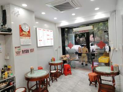 广州白云‘金洲粉面’店转让【城中村、餐饮一条街、住宅小区围绕、营业额（2500-3500）】