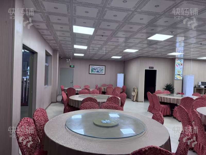 常平東元路茶餐廳轉讓【整棟3層、常陽花園正對面、小學、幼兒園旁、人流穩定】