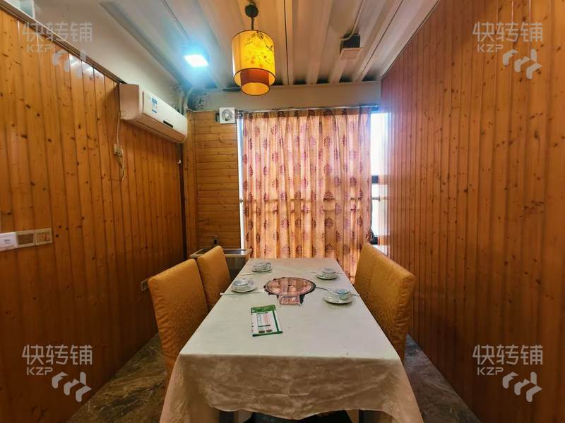 麻涌沿江西一路‘海南羊莊‘空鋪轉讓【多年老店、正對面新華學院、夜市街、聚集餐飲、酒吧、桌球等】
