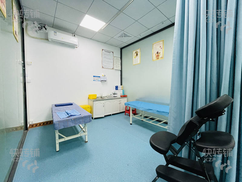 東莞大型中醫診所轉讓【同行少接手營業，上下兩層、合適添加多種醫療項目】