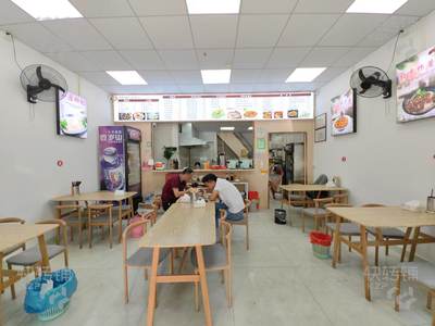 大岭山“松湖碧桂园”餐饮店转让【可空转、小区大门口、对面广隆蛋挞，钱大妈，小区居住人口密集、不愁客源】